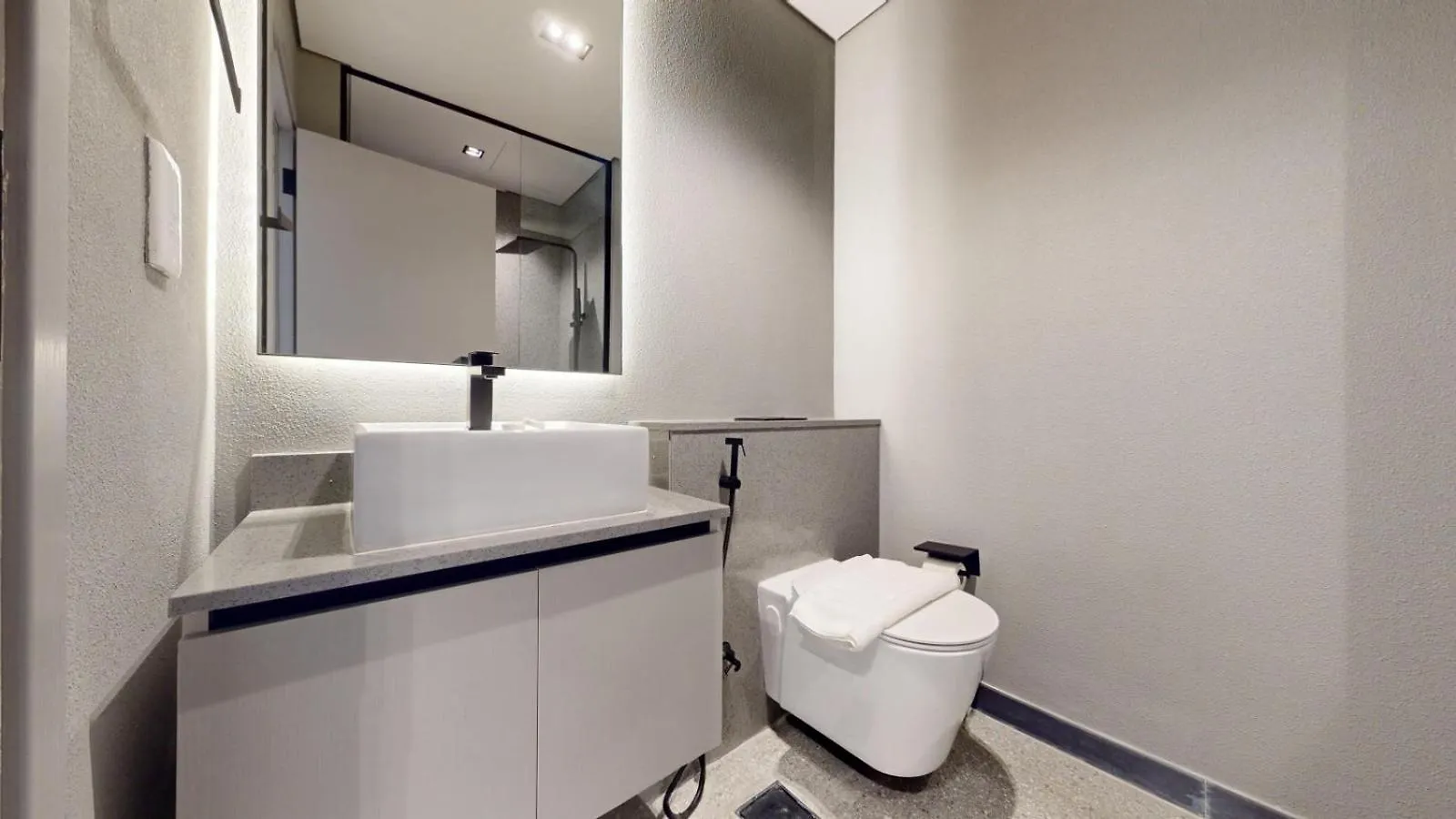 Mag Eye - Cozy Studio In Meydan Dubai United Arab Emirates